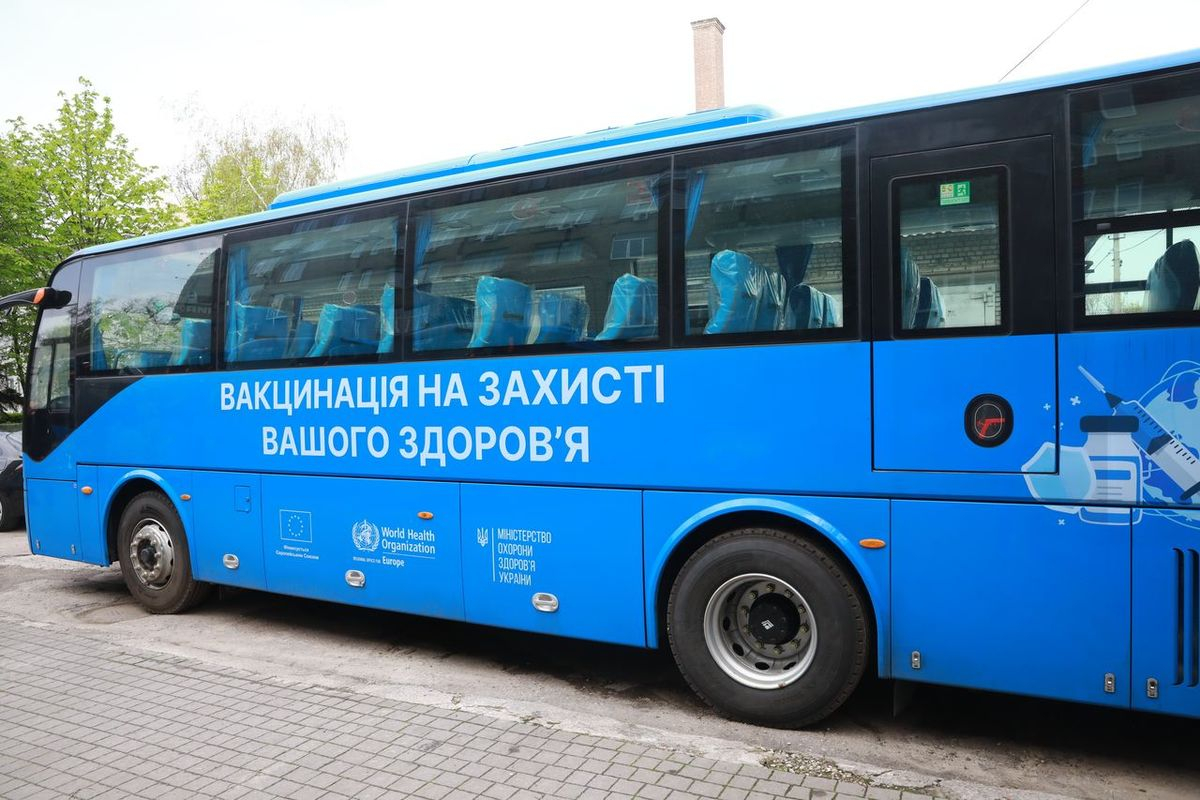 Мешканці Запорізької області зможуть зробити щеплення в автобусах - подробиці