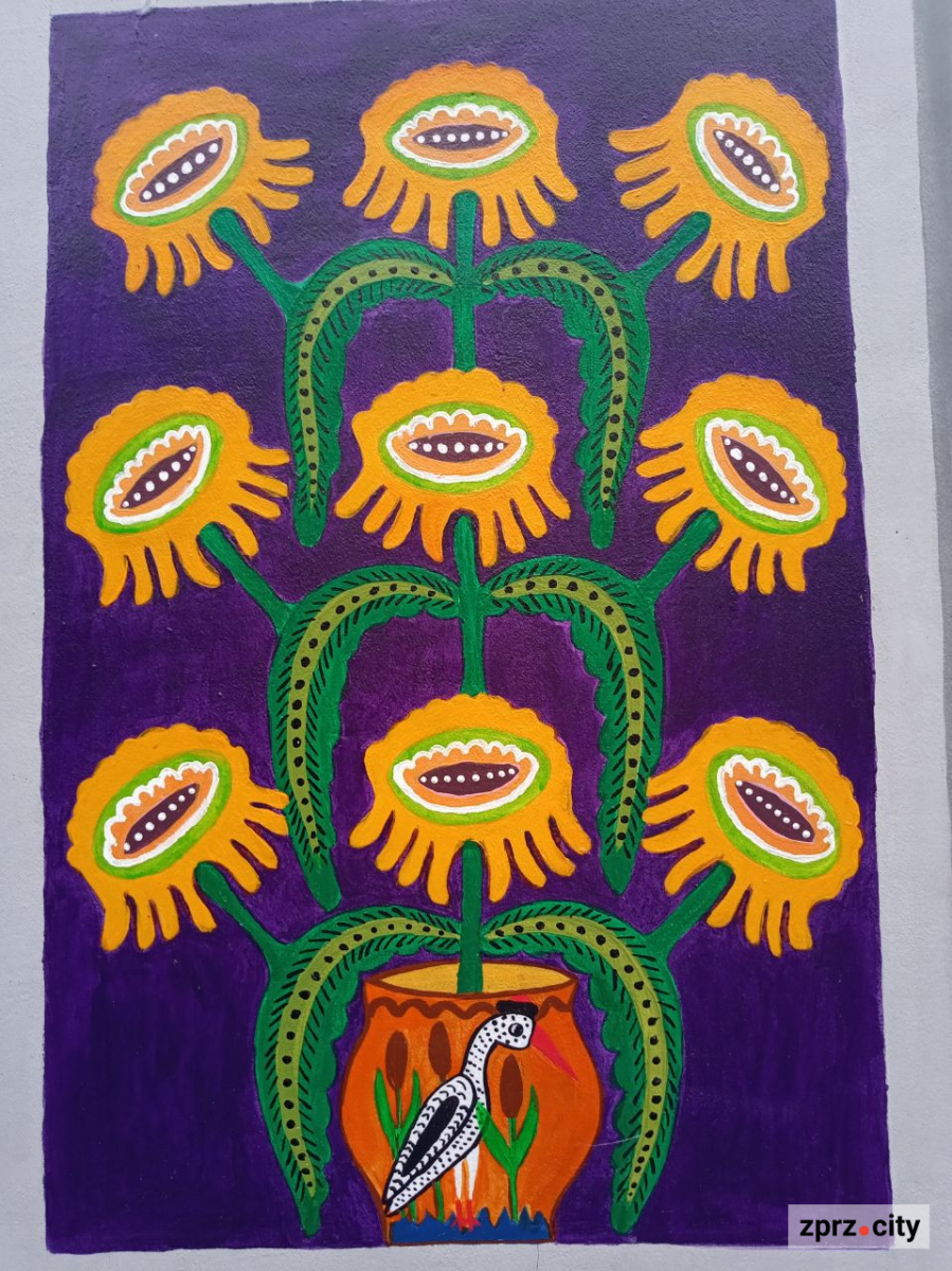 На запорізькій багатоповерхівці стало ще більше фантастичних звірів - фото