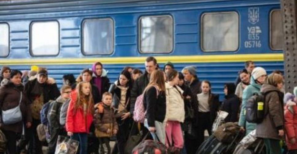 В Україні вимушені переселенці зможуть отримати грошову допомогу прямо на вокзалі