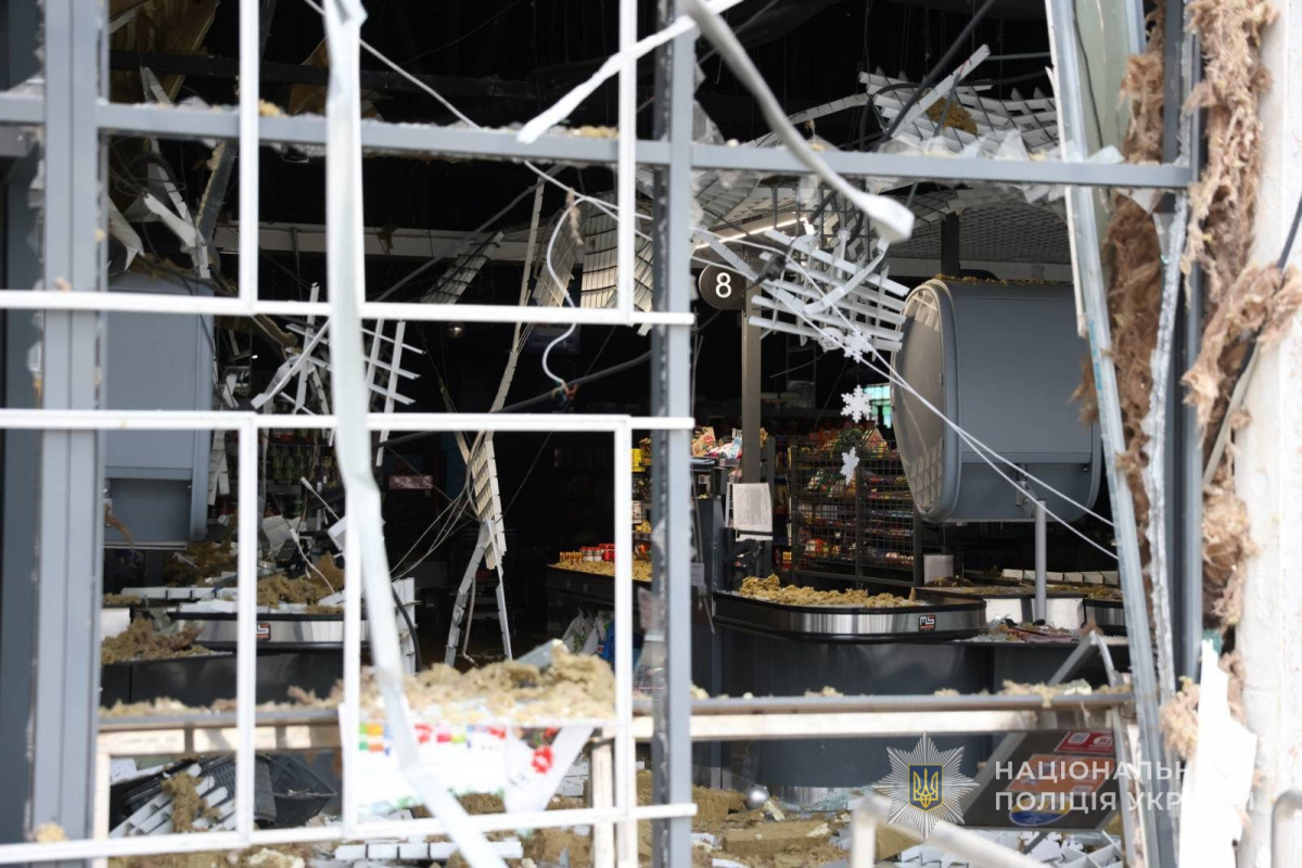 Шестирічна дитина, рятувальник, поліцейський - що відомо про ранкову атаку на Запоріжжя та стан постраждалих (фото)