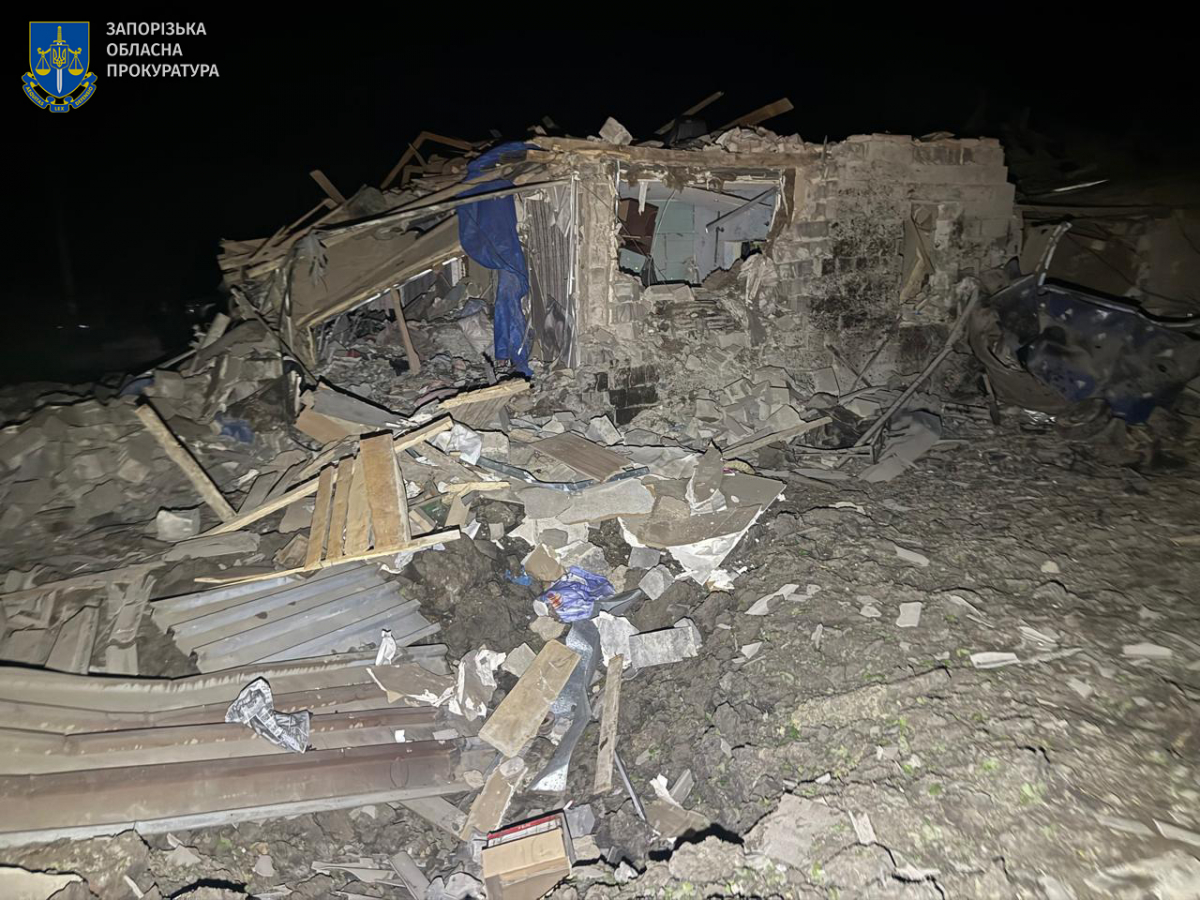 Загинула дівчинка, хлопець у критичному стані - росіяни скинули керовані авіабомби на село в Запорізькій області