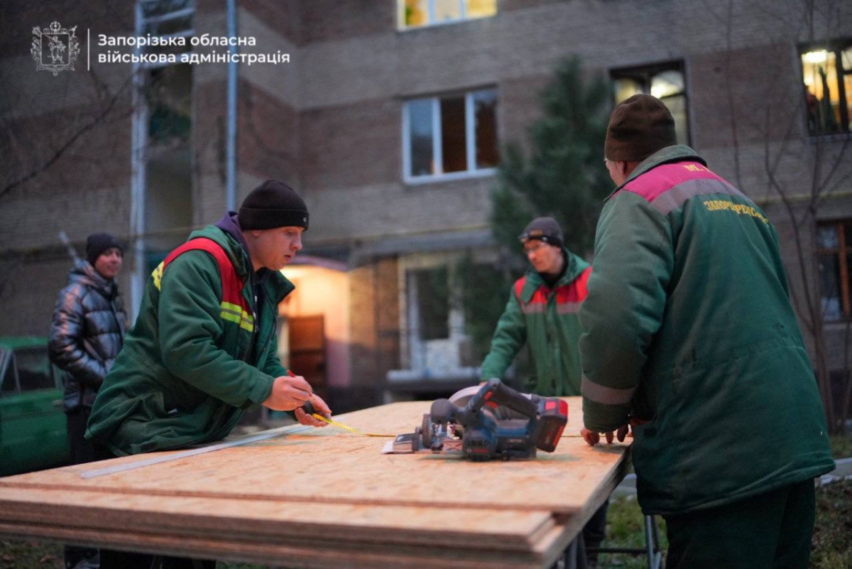 Ранок у Запоріжжі почався з вибухів - все, що наразі відомо про наслідки (фото, відео)