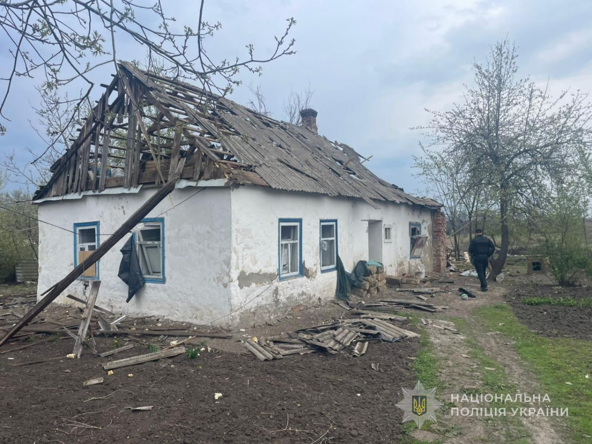 Авіаудар КАБами по Запорізькому району: внаслідок атаки постраждали мешканки селища Балабине