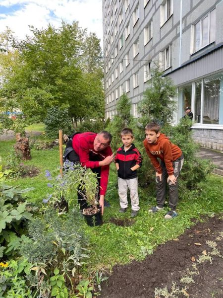 У Запоріжжі для дітей ВПО організували молодіжний простір "Місія турботи"