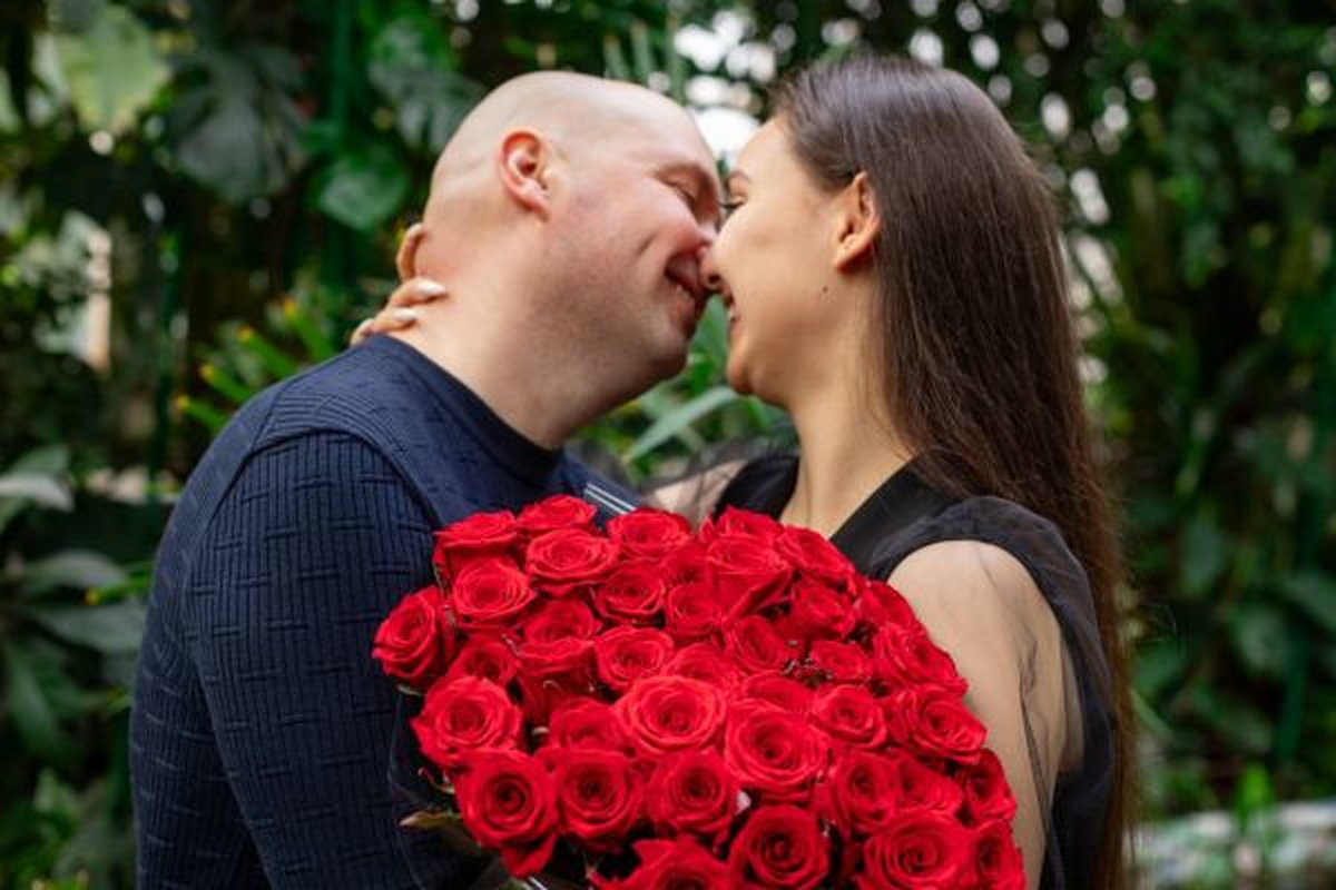 Освідчення серед пальм - у запорізькому ботсаду новий рік почався з романтичної події (фото)