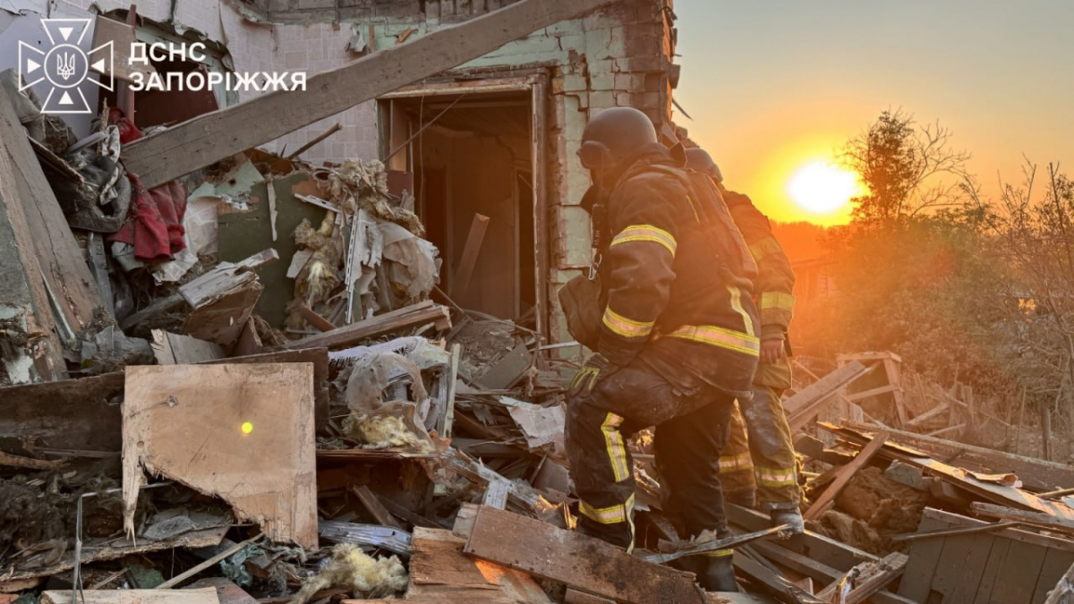 Два райони Запоріжжя атакували КАБами та дроном: є загиблий та поранені (фото, відео)