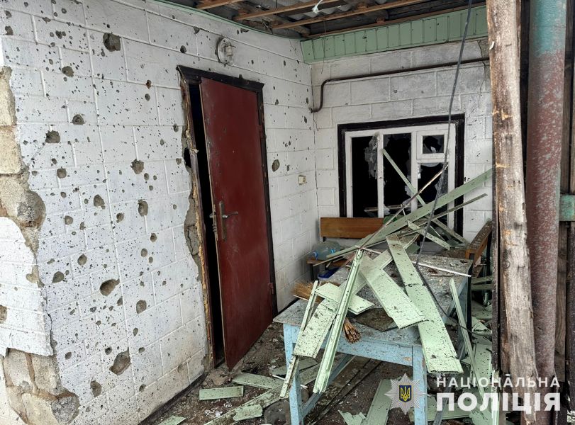 За три дні поліцейські задокументували 46 пошкоджень будинків і квартир внаслідок ворожих обстрілів у Запорізькій області