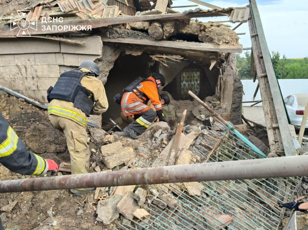 Понад 900 ударів за добу: на Запоріжжі загинули двоє чоловіків, семеро людей отримали поранення (фото)