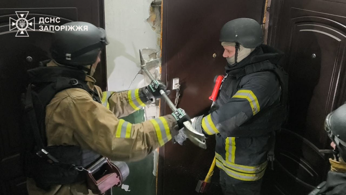 Вісім ударів за ніч: Запоріжжя атакували дрони — постраждали мешканці двох районів (фото, відео)