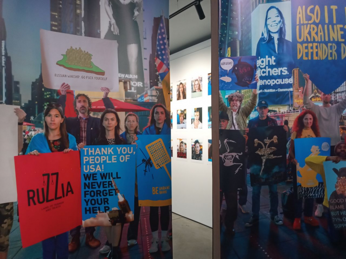 Виставка "Ми Поруч. Документація" у галереї "Zaporizhzhia Biruchiy Art Centre" Центру сучасного мистецтва, фото Світлани Олійник