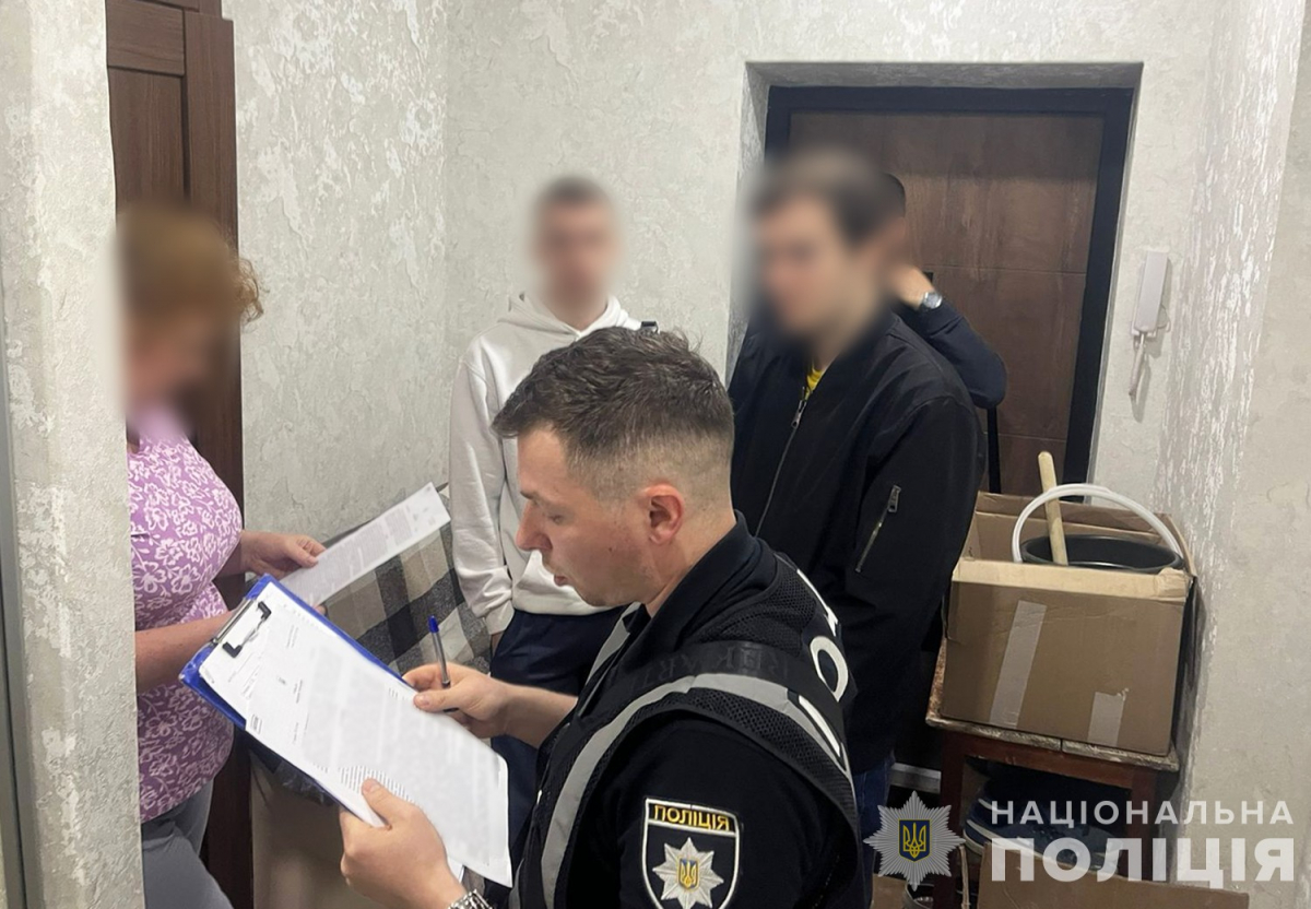Працівниці лікарні у прифронтовому Оріхові вкрали 28 млн грн - подробиці