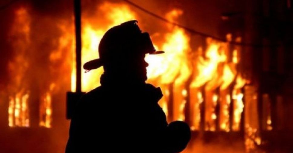 У Запоріжжі загорілася покинута будівля: всередині перебував чоловік