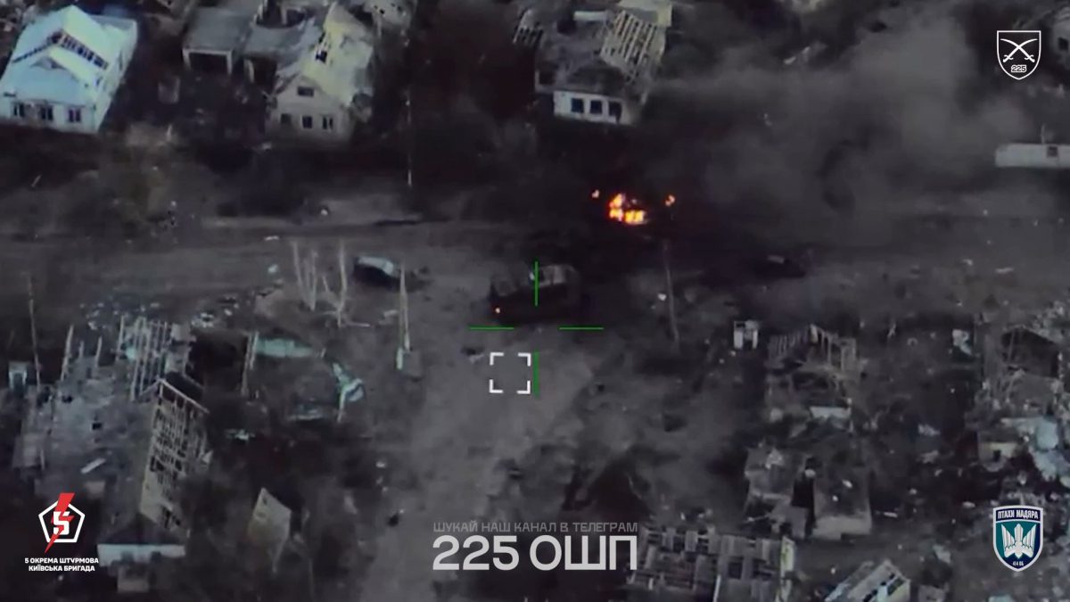 На Гуляйпільському напрямку військові РФ намагалися прорватися на танку і мотоциклах, фото: 225 ОПШ