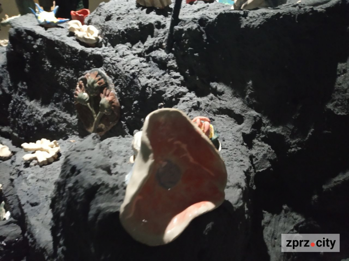 Запорізький центр сучасного мистецтва пропонує зануритись у чужі спогади (фото)