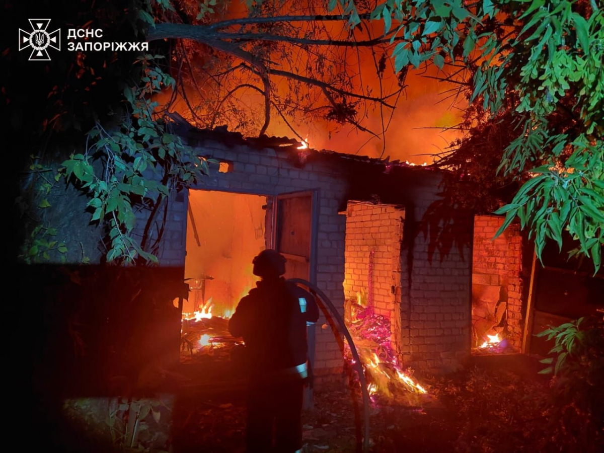 Вбили чоловіка та поранили вісьмох людей: окупанти завдали 871 удар по Запорізькій області (фото)
