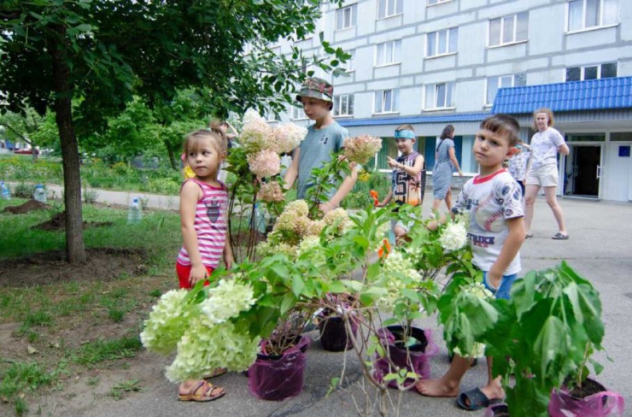 У Запоріжжі для дітей ВПО організували молодіжний простір "Місія турботи"