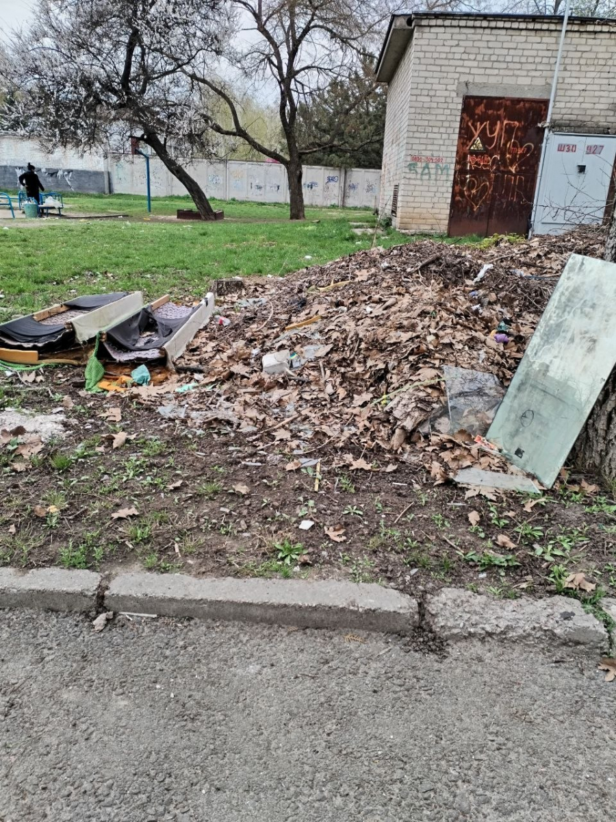 У Дніпровському районі виявили несанкціоноване сміттєзвалище, фото: Держекоінспекція Південного округу