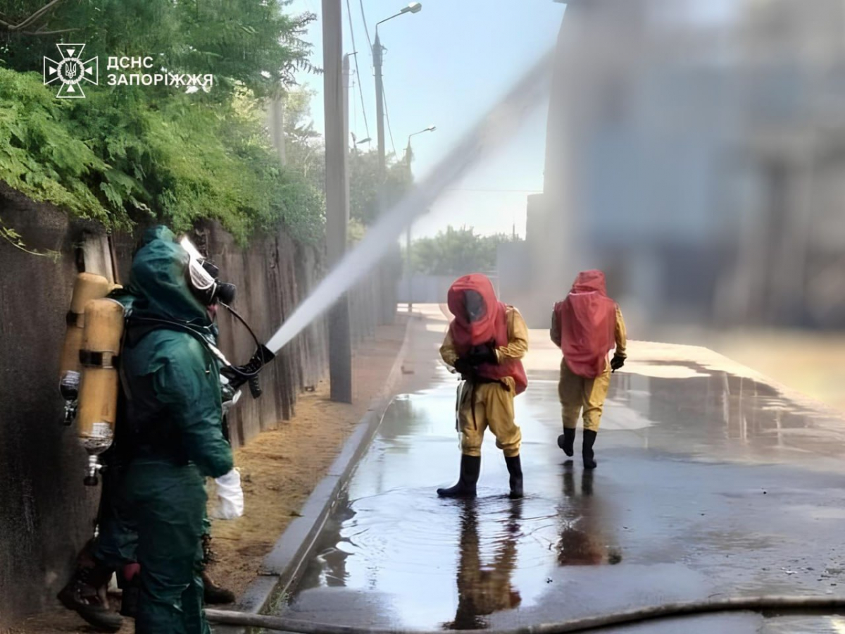 Атака БпЛА спричинила витік аміаку у Запоріжжі. Фото: ДСНС