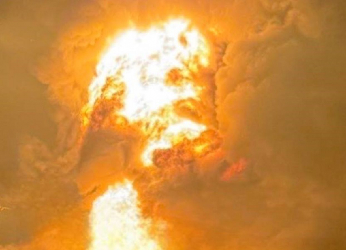 Масштабна пожежа, поранені люди - ворог обстріляв Запоріжжя і Вільнянськ (фото)