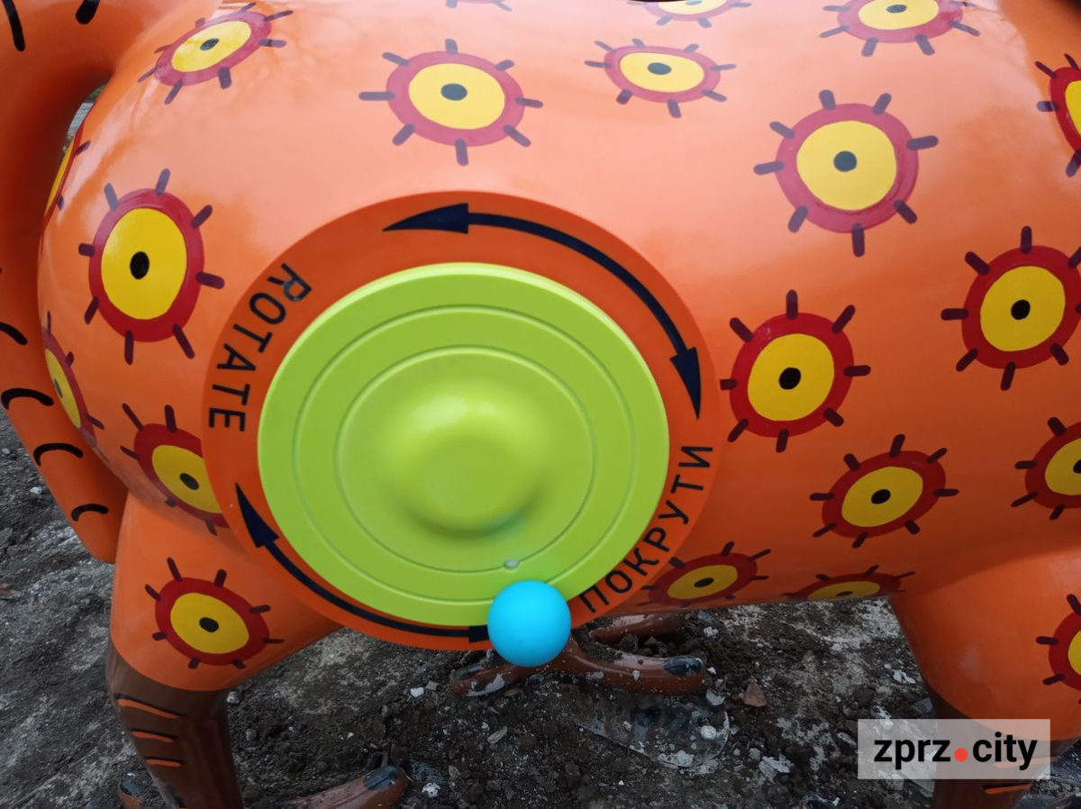 В одному із запорізьких скверів відкриють майданчик з фігурами фантастичних звірів - фоторепортаж