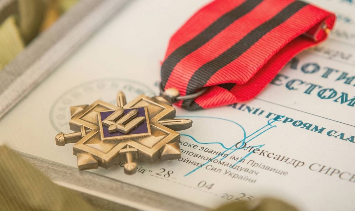 Нагорода від Головнокомандувача: відомий актор із Запоріжжя отримав бойову відзнаку (фото)