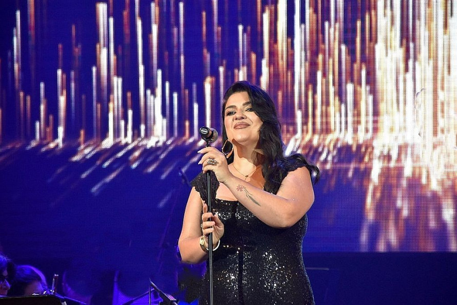 Російський КАБ впав поруч із будинком - у Запоріжжі друзі збирають допомогу для родини відомої співачки і волонтерки (відео)