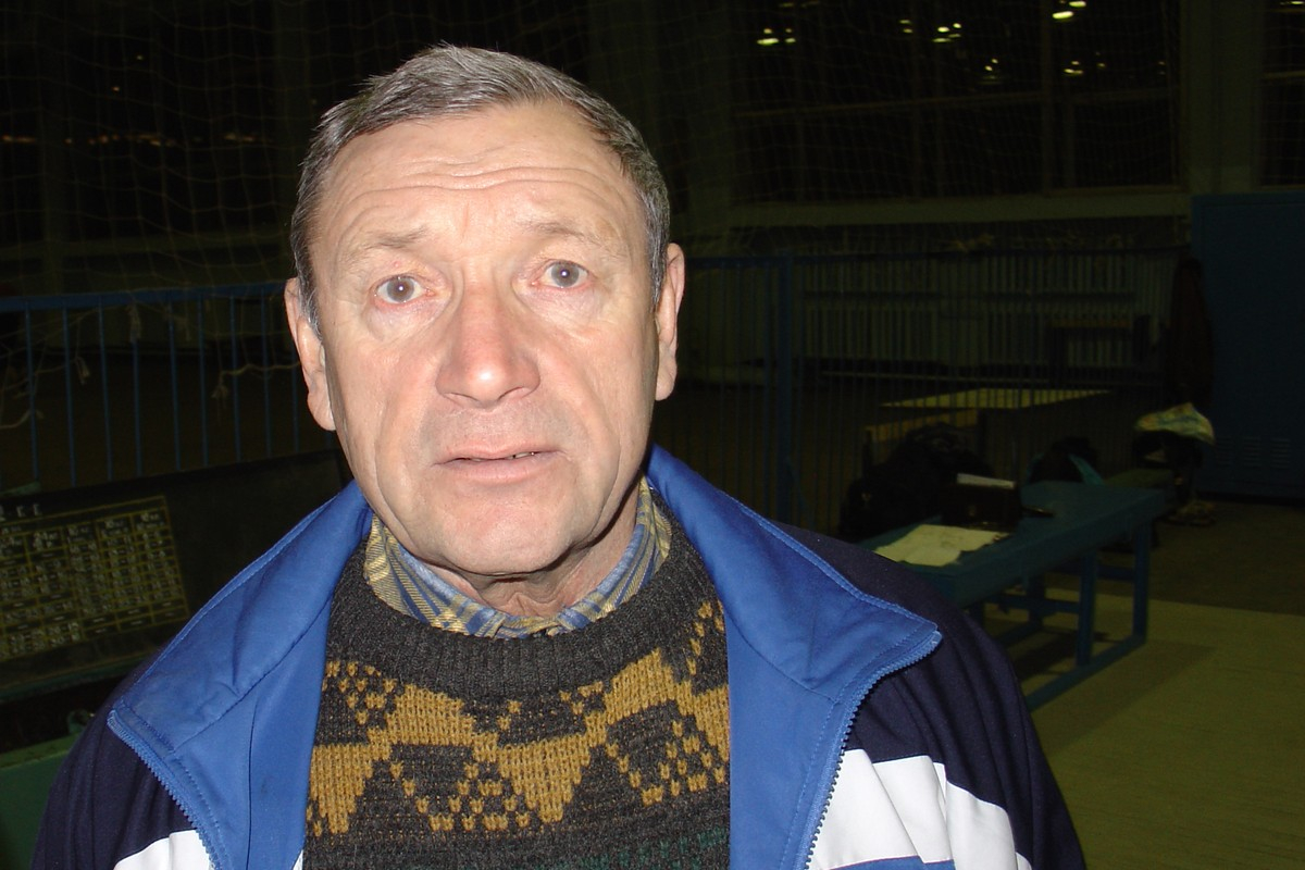 Наставник, якого пам’ятають усе життя: 90 років легенді гирьового спорту Запоріжжя Володимиру Меньшову