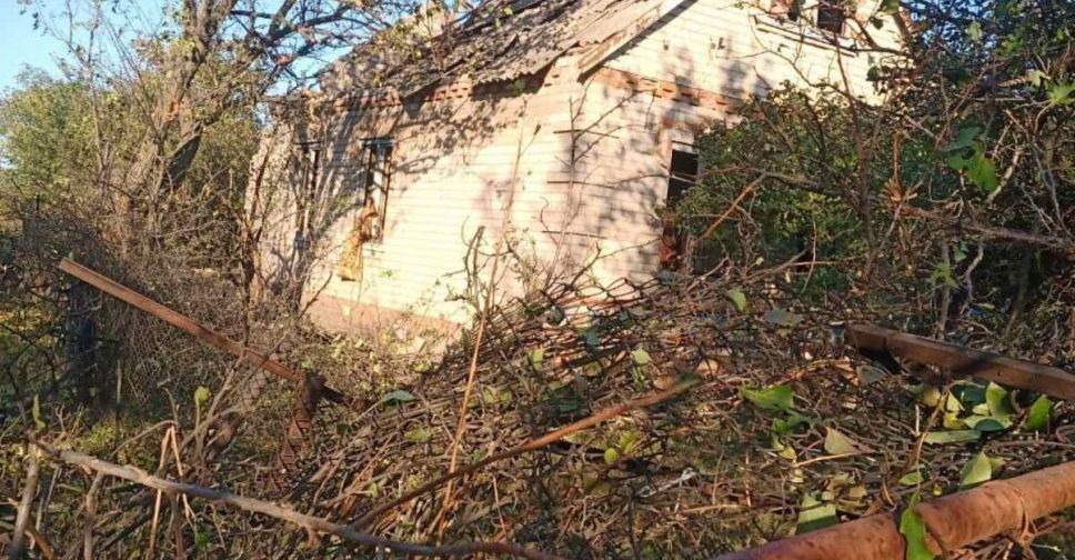Ворожі обстріли зруйнували будинки у селі Запорізького району - фото