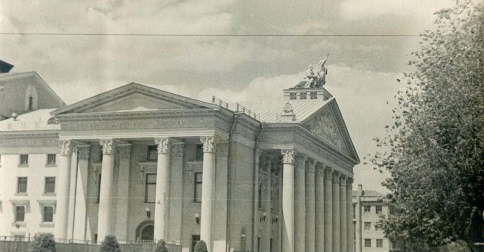 70 років тому у Запоріжжі була відкрита будівля театру імені Магара