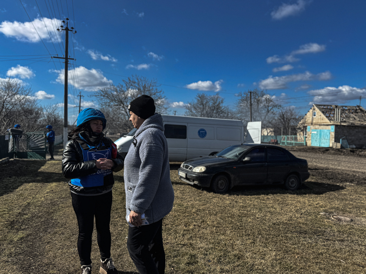 Штора врятувала дитину: вночі російські безпілотники атакували село Антонівка (фото)