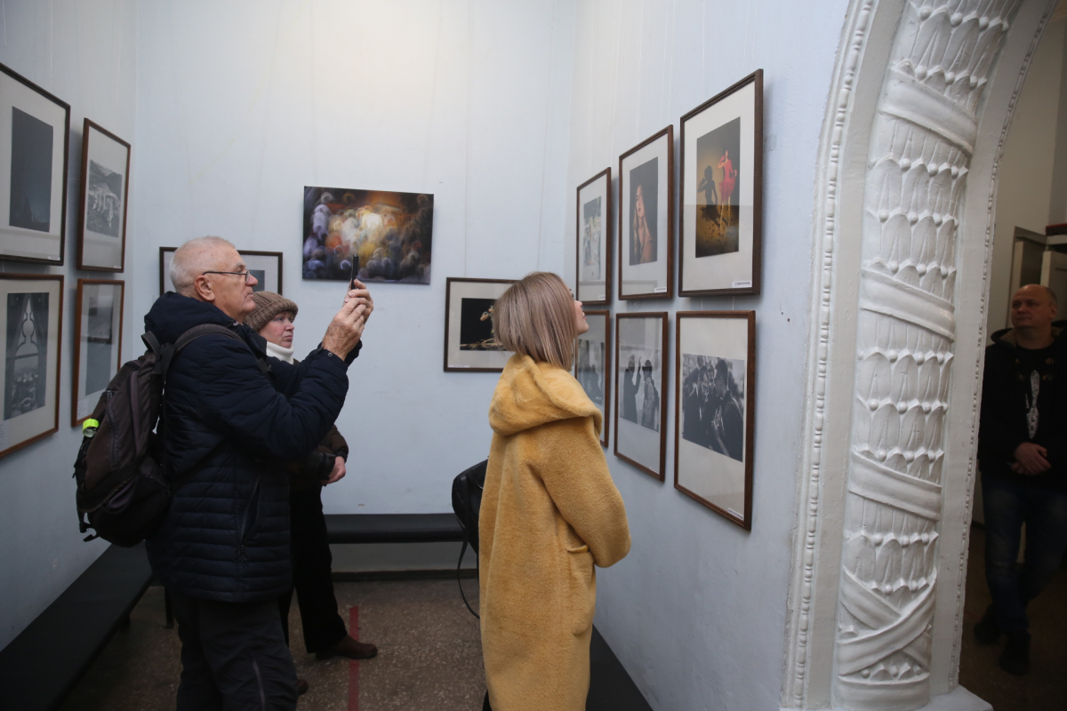 Запорізькі фотохудожники показали найкращі світлини за 2024 рік - фото