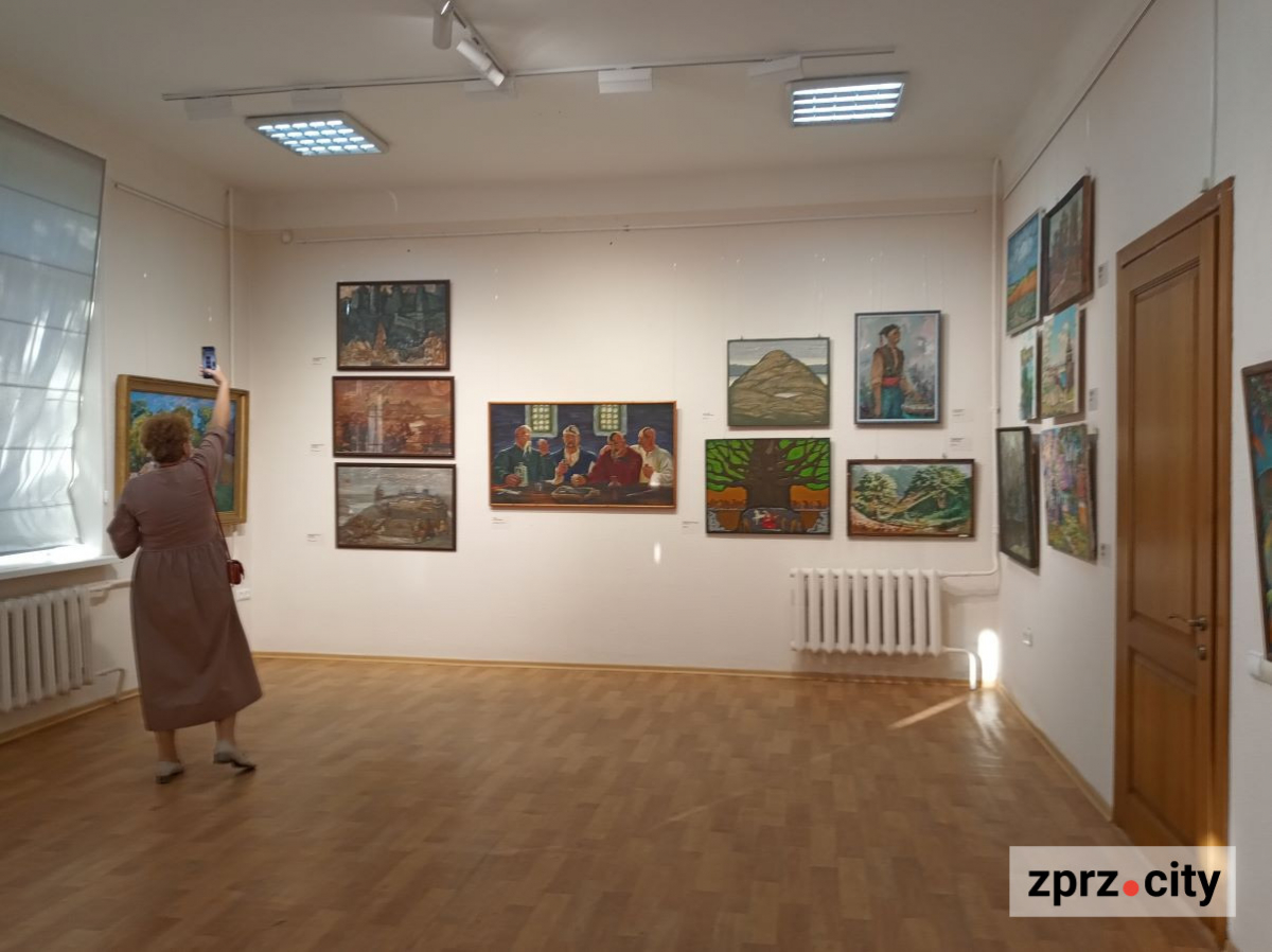 Виставка "Під Покровом"