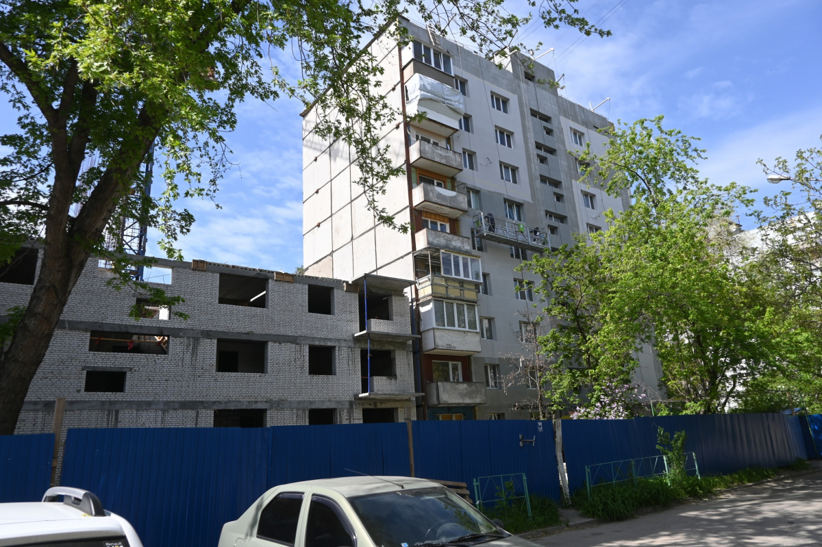Став на поверх вище - як у Запоріжжі просувається відновлення будинку, зруйнованого російською ракетою (фото)