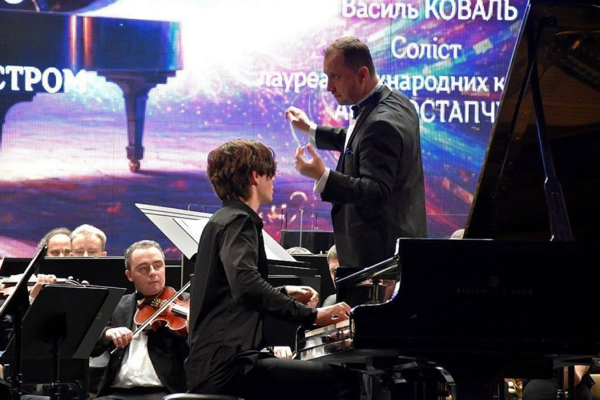 Закриття симфонічного сезону к Запоріжжі, фото обласної філармонії
