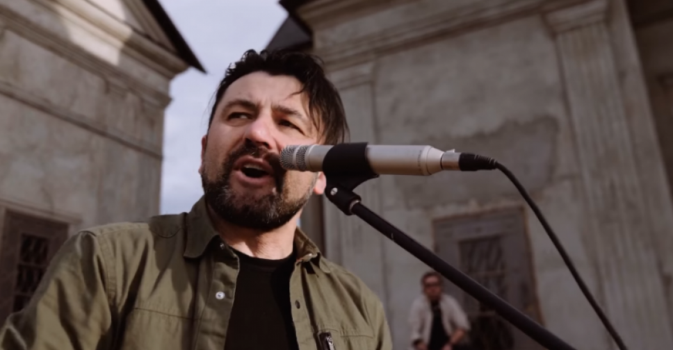 Український гурт "Kozak System" презентував пісню про захисників Маріуполя - відео