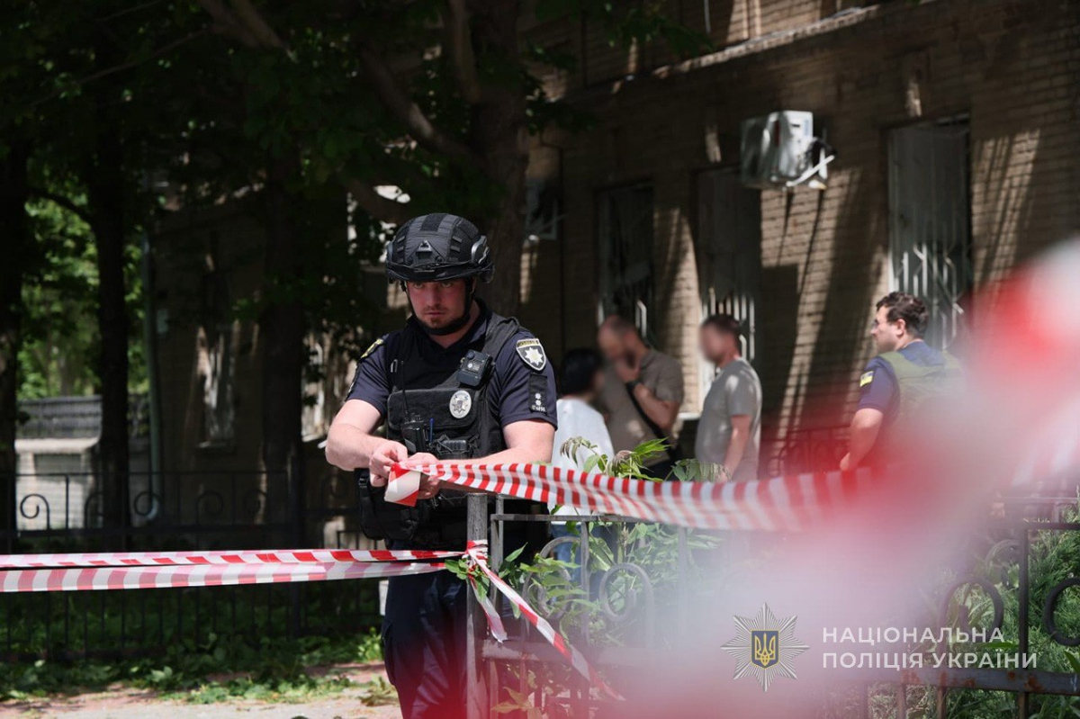 Удар по Запоріжжю: росіяни атакували Олександрівський район (фото, відео)