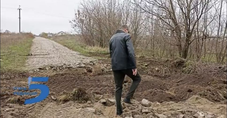 Яких руйнувань зазнало село в Запорізькій області під час ранкової атаки - відео