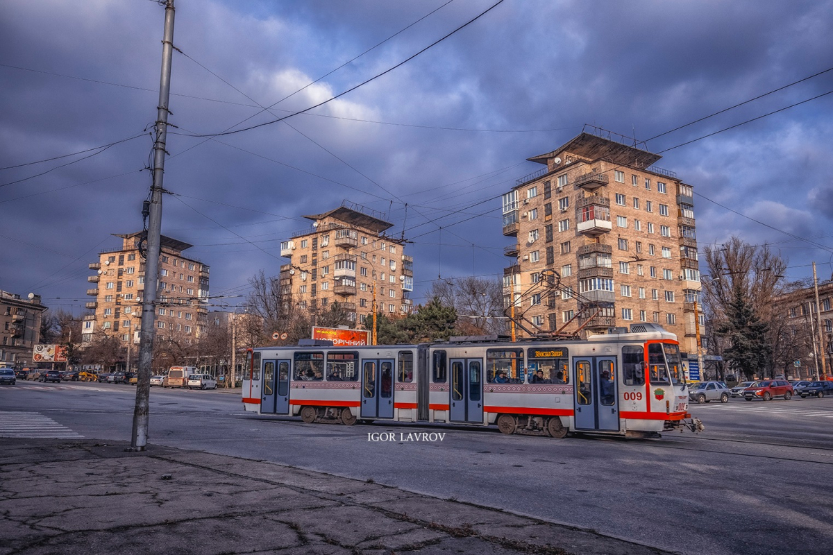 Які привілеї мали депутати у трамваях у 1941 році - трохи з історії запорізького електротранспорту