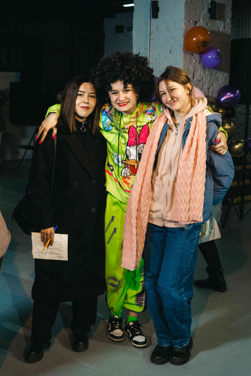 Насильство, що криється за нормальністю – у Запоріжжі молодь презентувала незвичну виставу (фото)