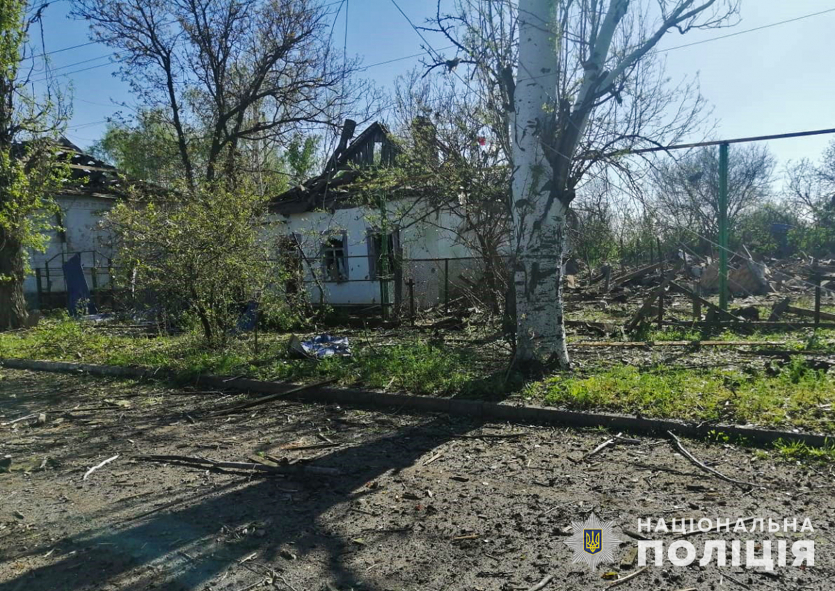 Зруйновані будинки й школа - за добу російські військові 92 рази вдарили по Запорізькій області