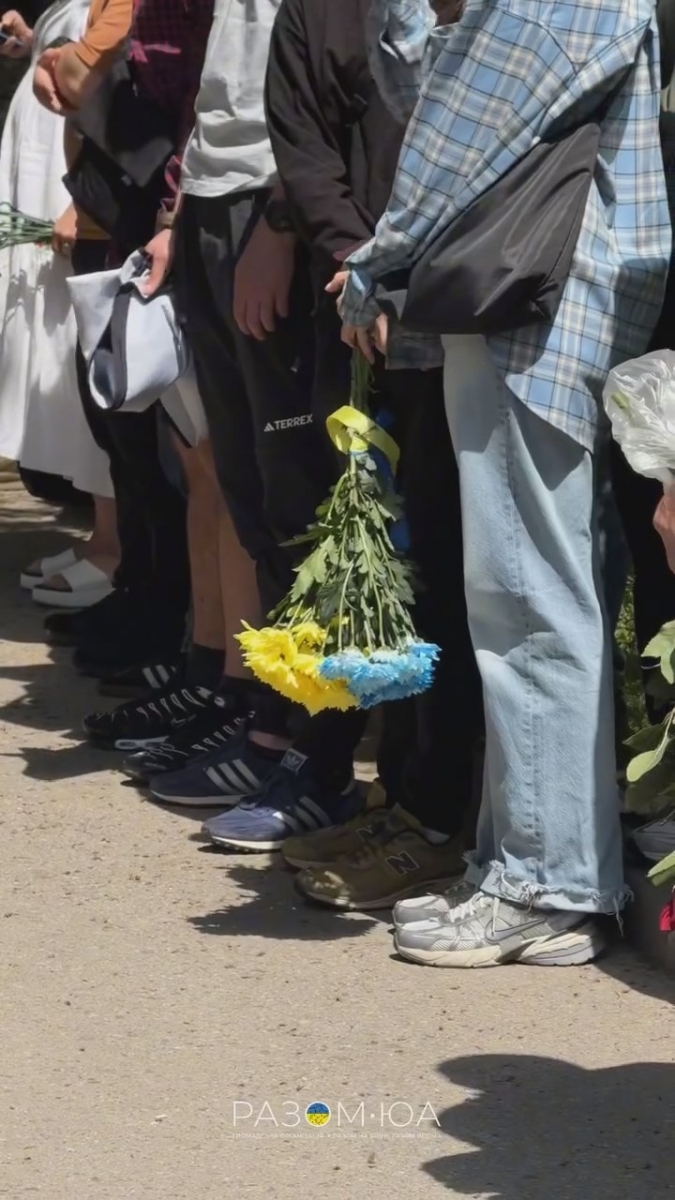 У Запоріжжі відкрили меморіальну дошку бійцю «Азову» з позивним «Шорох» (фото, відео)