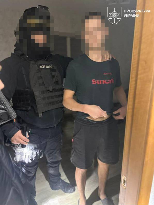 «Родинна справа»: мешканець Запоріжжя організував масштабну схему контрабанди та збуту забороненого наркотичного засобу (фото)