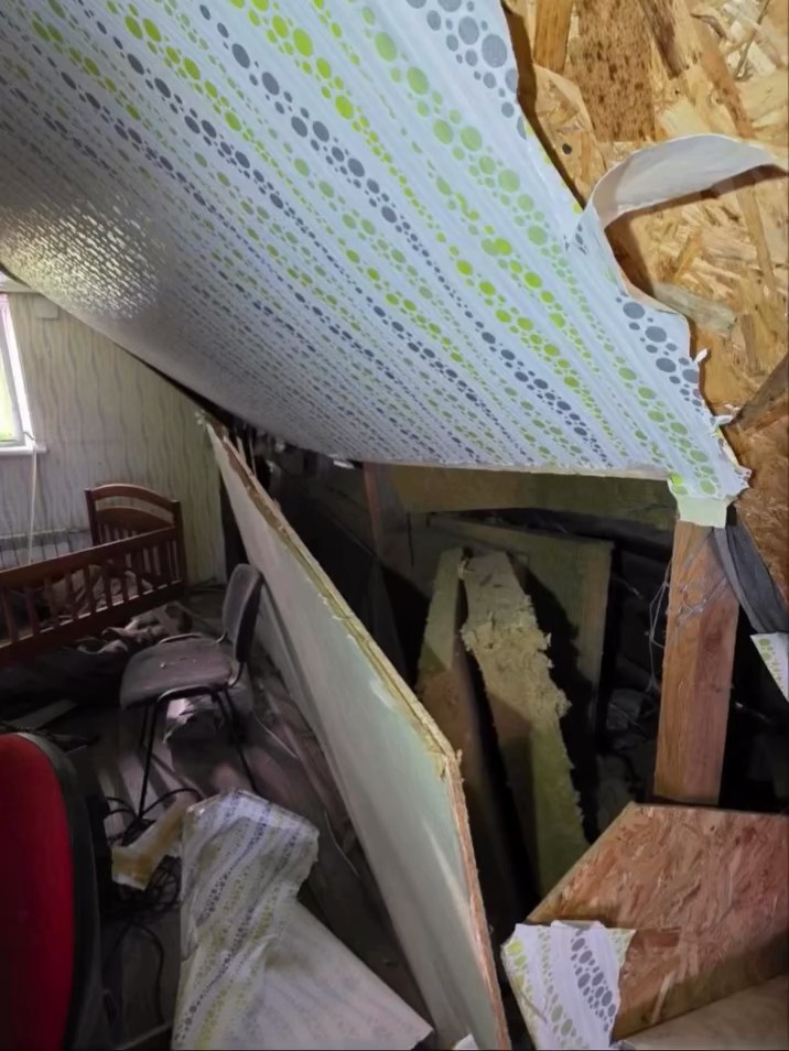 Російський КАБ впав поруч із будинком - у Запоріжжі збирають допомогу для родини відомої співачки і волонтерки (фото, відео)