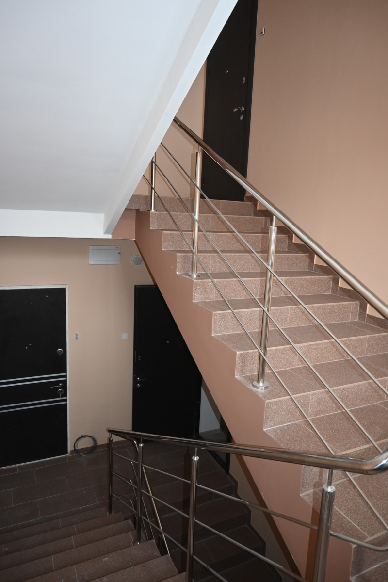 Відбудували з нуля: у Запоріжжі завершили відновлення багатоповерхівки, яку зруйнувала російська ракета (фото)