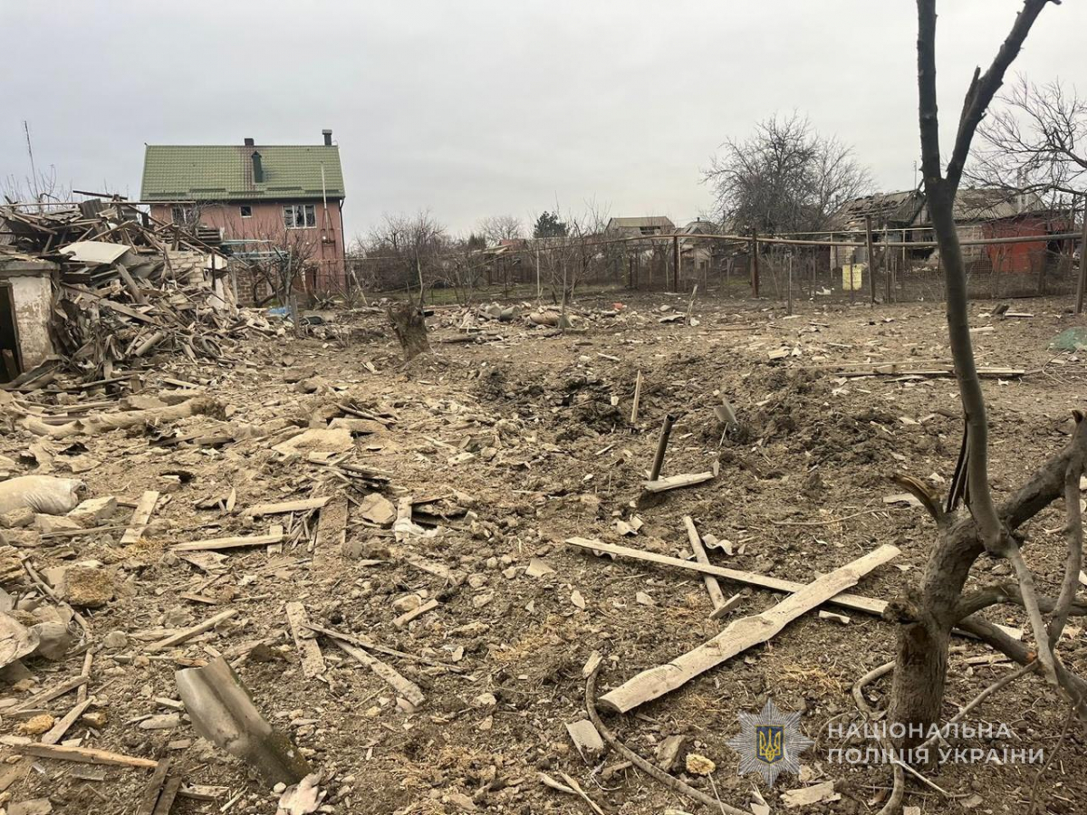 Ворожий КАБ влучив у приватний будинок у Запорізькому районі - загинула людина, кількість поранених збільшилась
