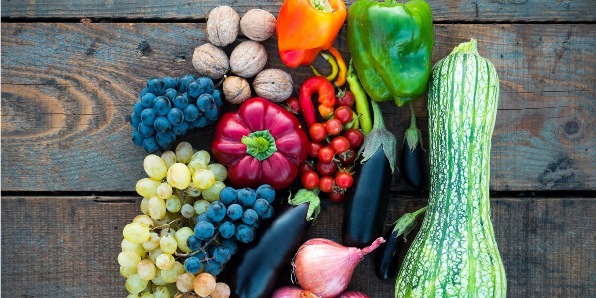 Запасаємося вітамінами: які продукти радять їсти в серпні запорізькі медики