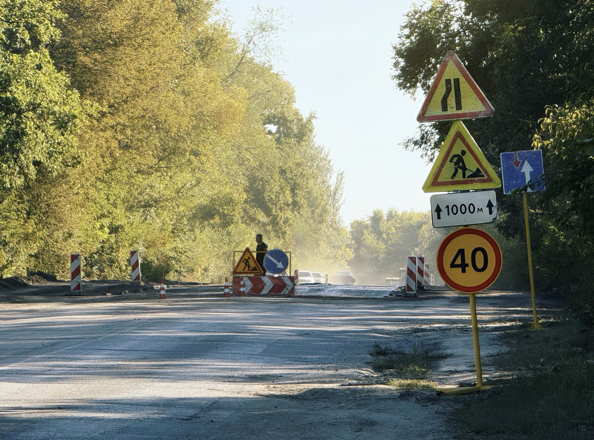 Стартував ремонт важливої траси – на Запоріжжі оновлюють дорогу міжнародного значення (фото)