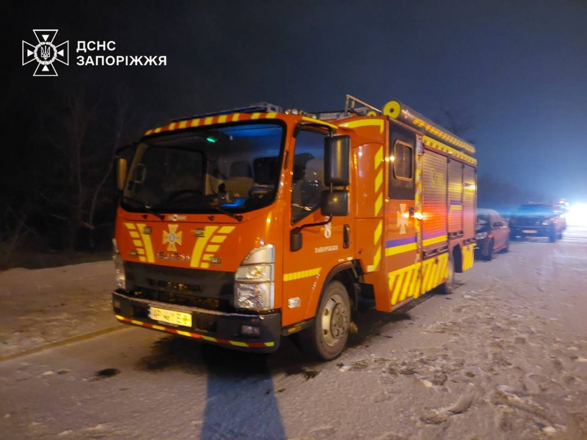 Від вибуху загинула жінка, є постраждалі, серед них - діти: що відомо про удар по Запоріжжю 17 лютого (фото)