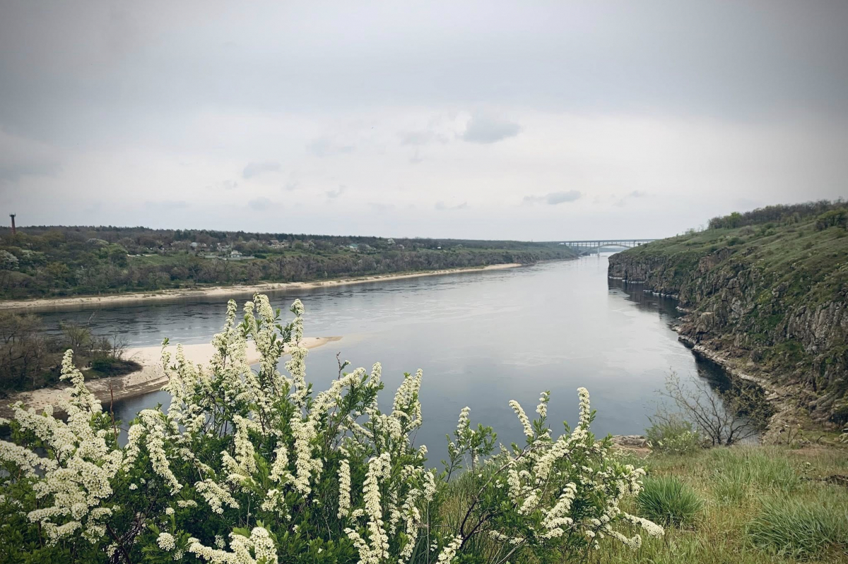 Похолодання і дощі — якою буде погода на початку робочого тижня у Запоріжжі 
