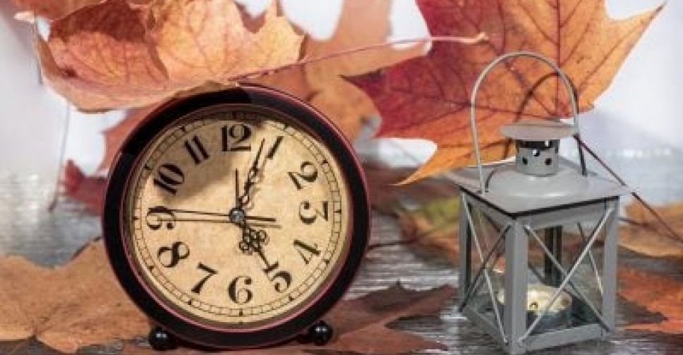 30 жовтня Україна переходить на зимовий час - не забудьте перевести годинник